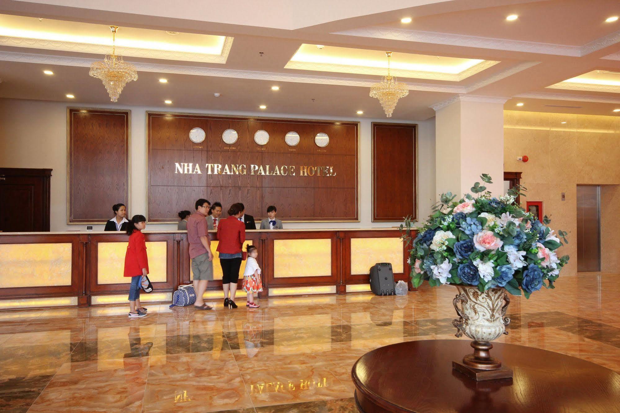Nha Trang Palace Hotel Extérieur photo