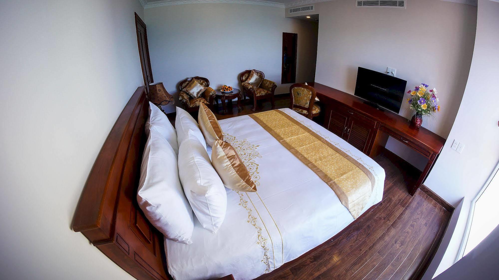 Nha Trang Palace Hotel Extérieur photo